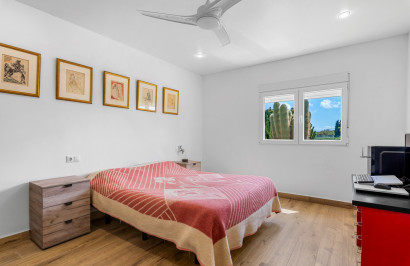 Reventa - Villa independiente - Los Montesinos