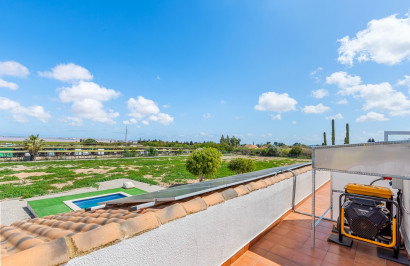 Reventa - Villa independiente - Los Montesinos