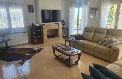Resale - Detached Villa - Algorfa