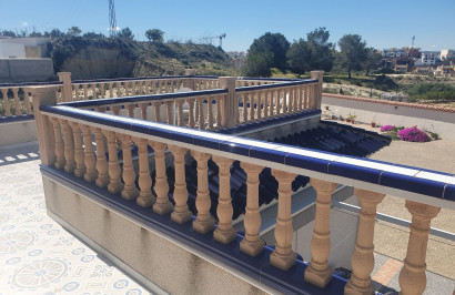 Resale - Detached Villa - Algorfa