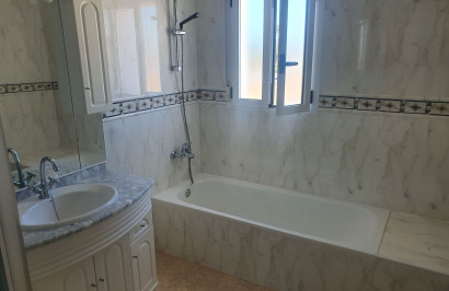 Resale - Detached Villa - Algorfa