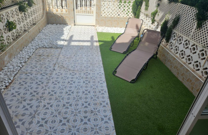 Resale - Town House - La Mata