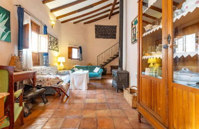 Reventa - Villa Pareada - Los Martinez Del Puerto - Los Martínez del Puerto