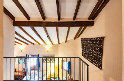 Reventa - Villa Pareada - Los Martinez Del Puerto - Los Martínez del Puerto