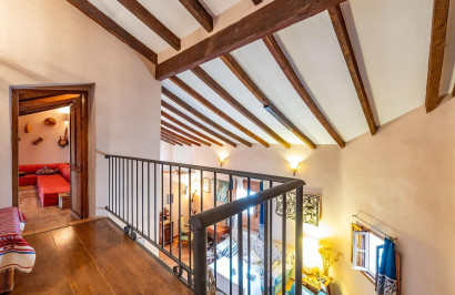 Reventa - Villa Pareada - Los Martinez Del Puerto - Los Martínez del Puerto