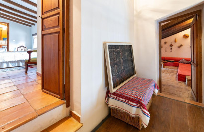 Reventa - Villa Pareada - Los Martinez Del Puerto - Los Martínez del Puerto