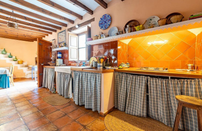 Reventa - Villa Pareada - Los Martinez Del Puerto - Los Martínez del Puerto