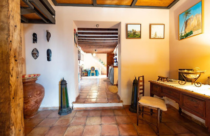 Reventa - Villa Pareada - Los Martinez Del Puerto - Los Martínez del Puerto