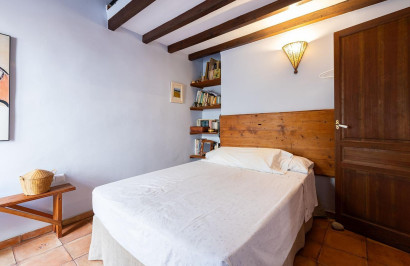 Reventa - Villa Pareada - Los Martinez Del Puerto - Los Martínez del Puerto