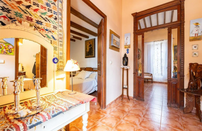 Reventa - Villa Pareada - Los Martinez Del Puerto - Los Martínez del Puerto