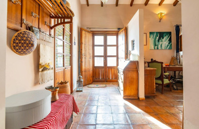 Reventa - Villa Pareada - Los Martinez Del Puerto - Los Martínez del Puerto