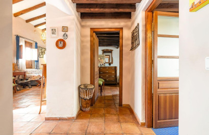 Reventa - Villa Pareada - Los Martinez Del Puerto - Los Martínez del Puerto