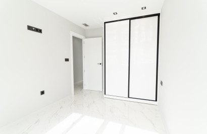 Obra nueva - Villa independiente - Orihuela Costa - Punta Prima