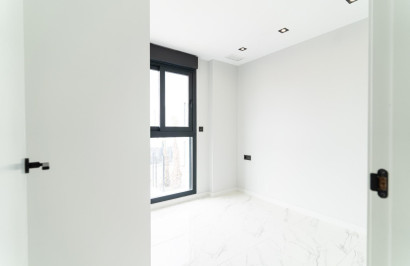 Obra nueva - Villa independiente - Orihuela Costa - Punta Prima