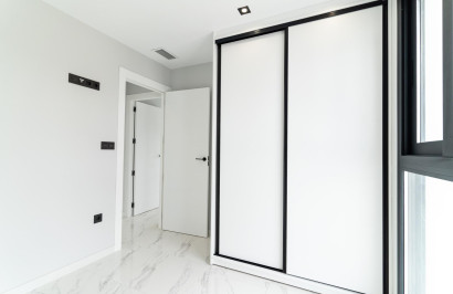 Obra nueva - Villa independiente - Orihuela Costa - Punta Prima