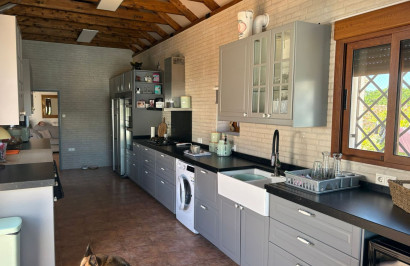 Reventa - Villa independiente - Jacarilla