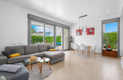 Resale - Detached Villa - Orihuela Costa - Vistabella Golf