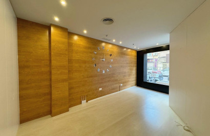 Resale - Commercial Unit - Guardamar del Segura