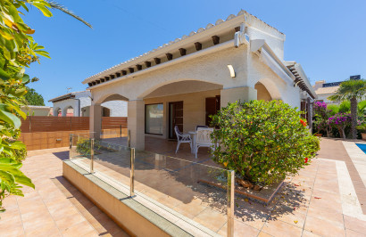 Resale - Detached Villa - Orihuela Costa - Punta Prima
