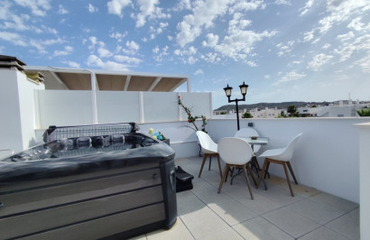 Herverkoop - Appartement / Flat - Entre Naranjos - Vistabella Golf