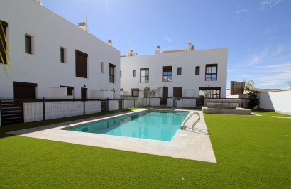 New Build - Town House - Pilar de la Horadada - parque Andromeda