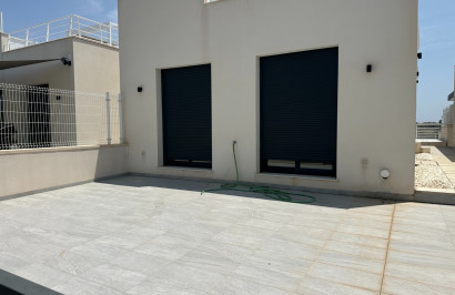 Reventa - Villa independiente - San Miguel de Salinas - San Miguel Salinas