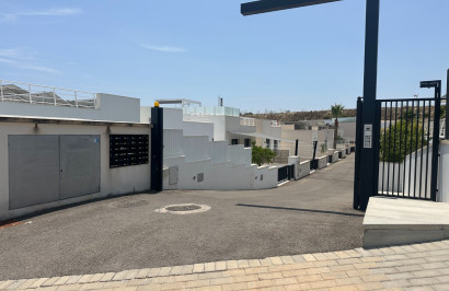 Reventa - Villa independiente - San Miguel de Salinas - San Miguel Salinas