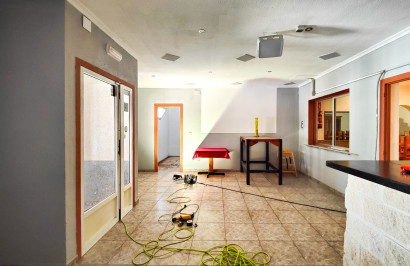 Resale - Apartment / Flat - Torrevieja - torrevieja