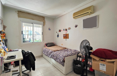 Reventa - Casa de Pueblo - San Miguel de Salinas