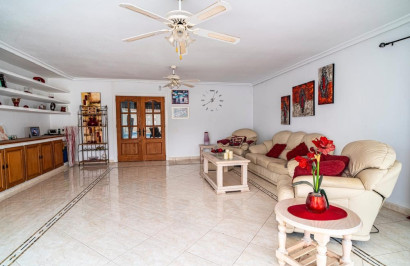 Resale - Detached Villa - Orihuela Costa - Villamartín